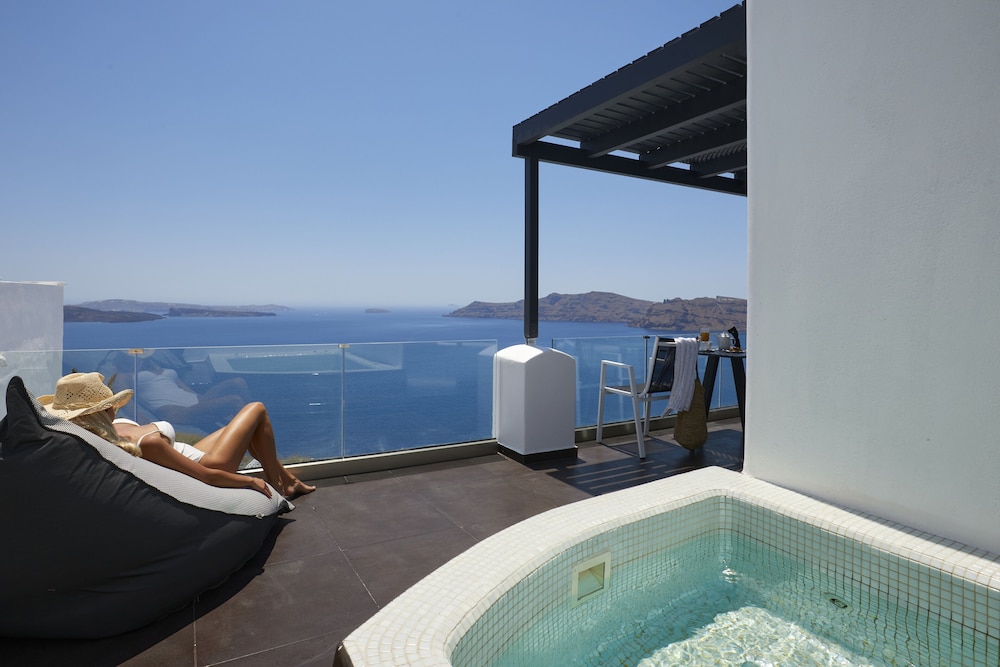 Exclusive Suite, Hot Tub - Photo 22