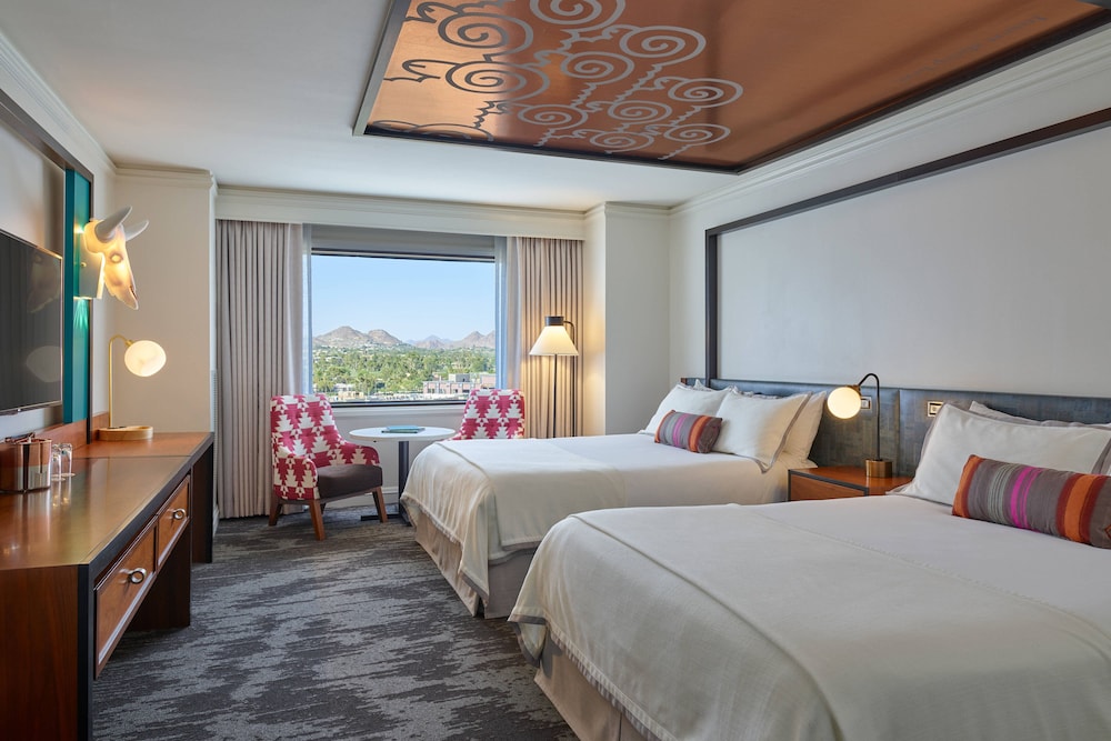 Room, 2 Queen Beds - Photo 3