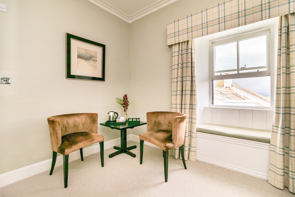 Double or Twin Room, 1 King Bed, Non Smoking photo 3