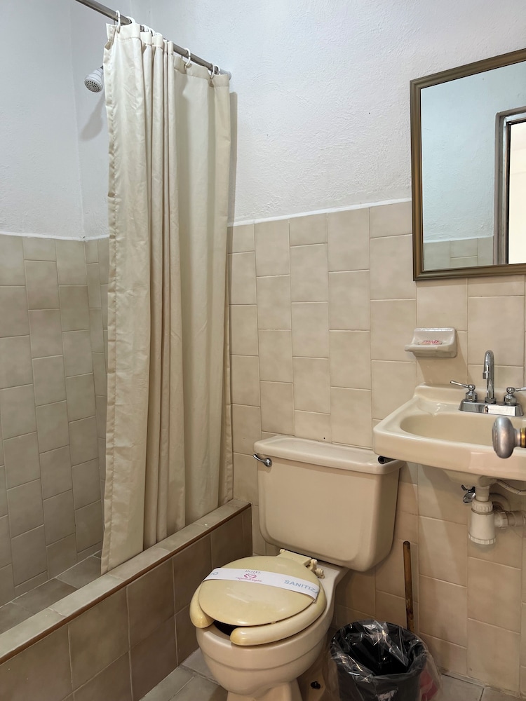 Classic Apartment photo 2