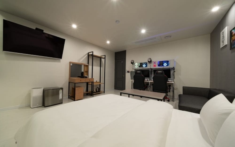 Room (Special room (high-end couple PC gami)