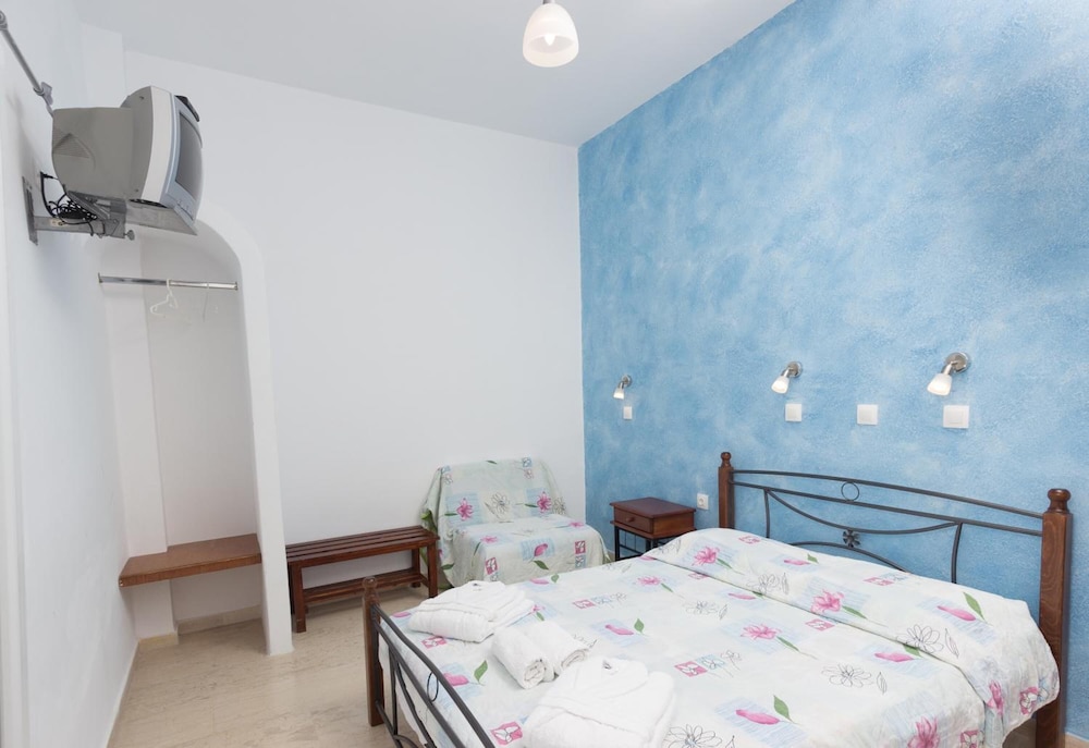 Standard Room - Photo 7