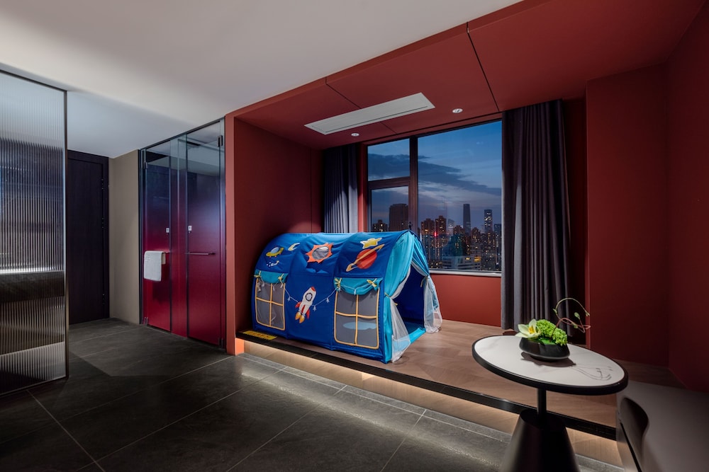 Signature Twin Room