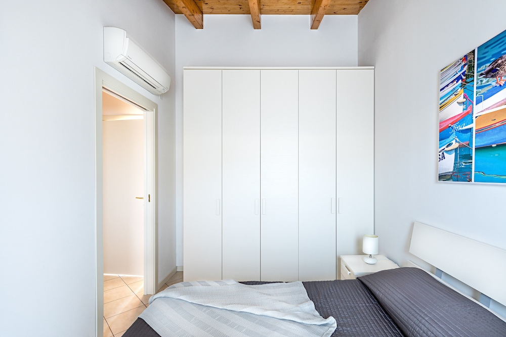 Basic Apartment