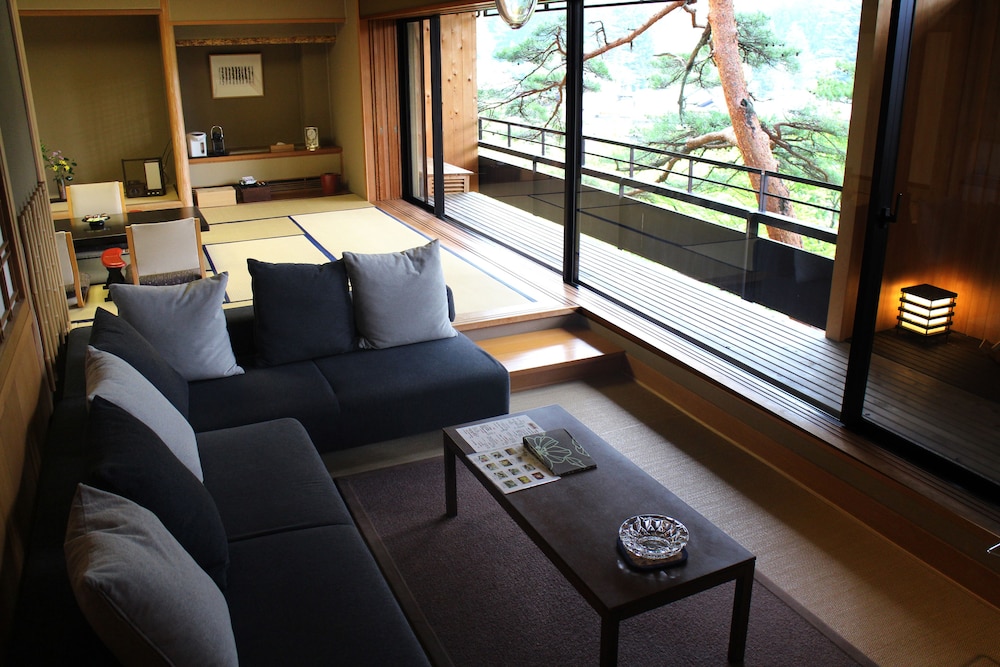 Premium Suite with Private Open-air Bath, Non Smoking photo 3