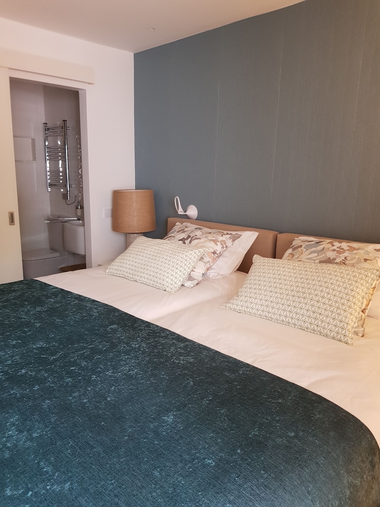 Superior Double or Twin Room photo 1
