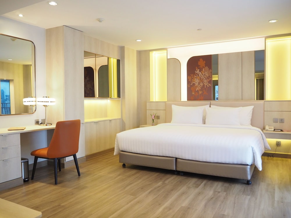 Presidential Suite, 4 Pax photo 3