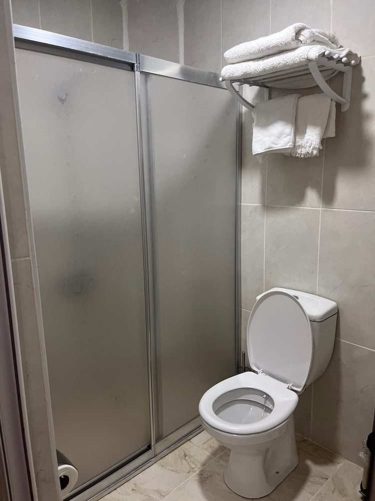 Classic Triple Room photo 2