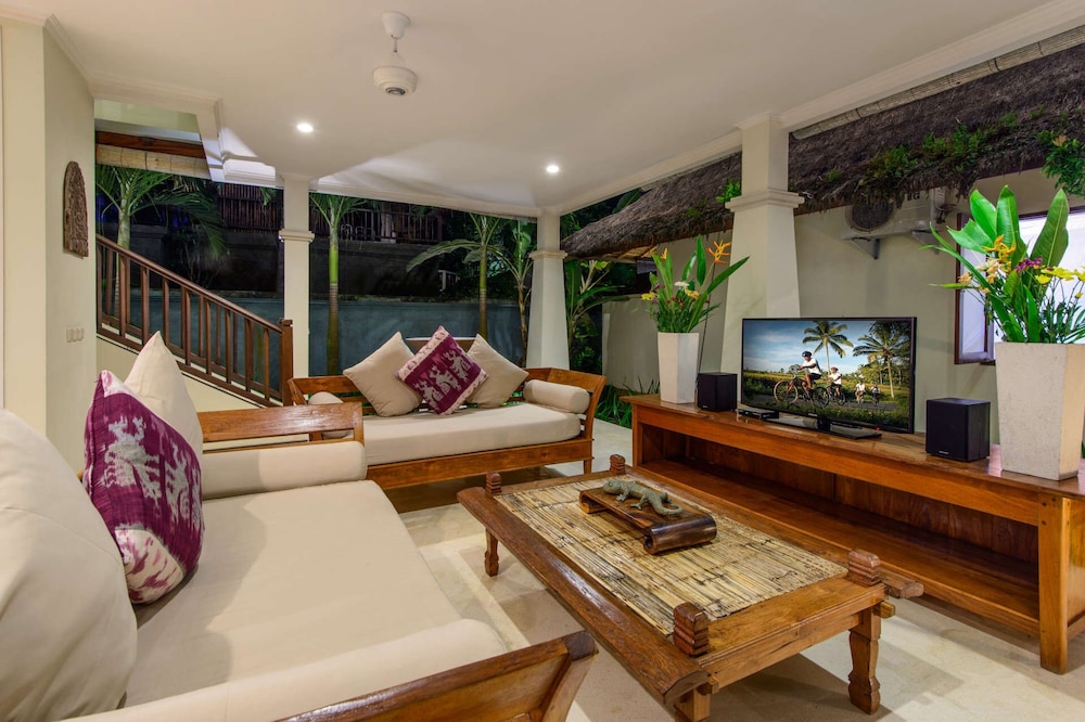 Villa (4 Bedrooms) photo 3