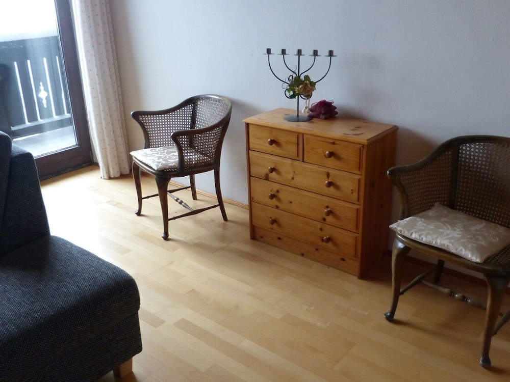 Apartment photo 2