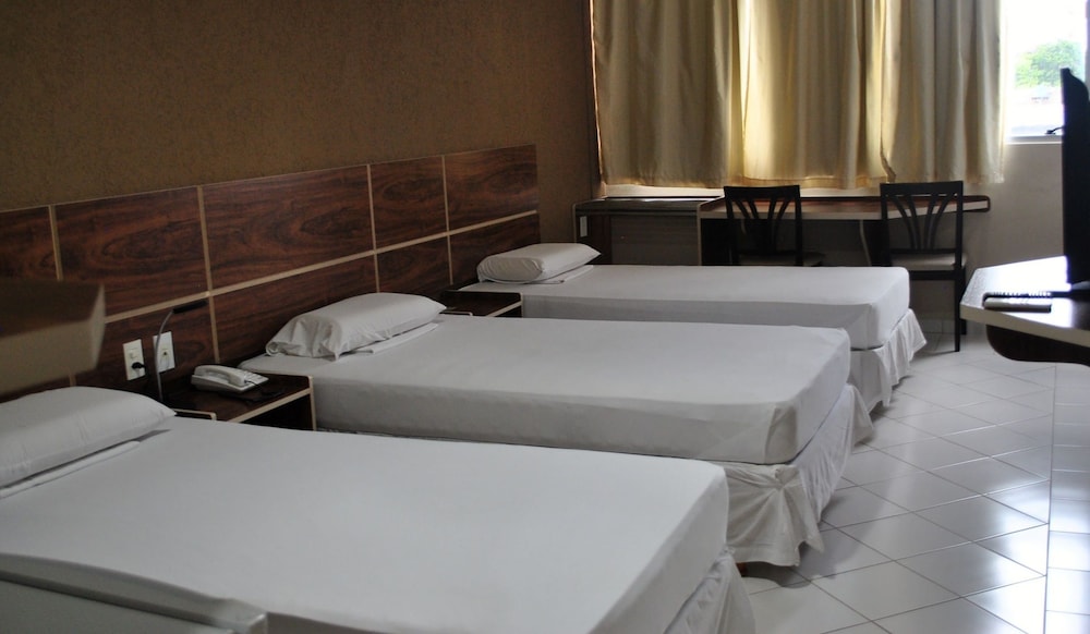 Deluxe Triple Room photo 2