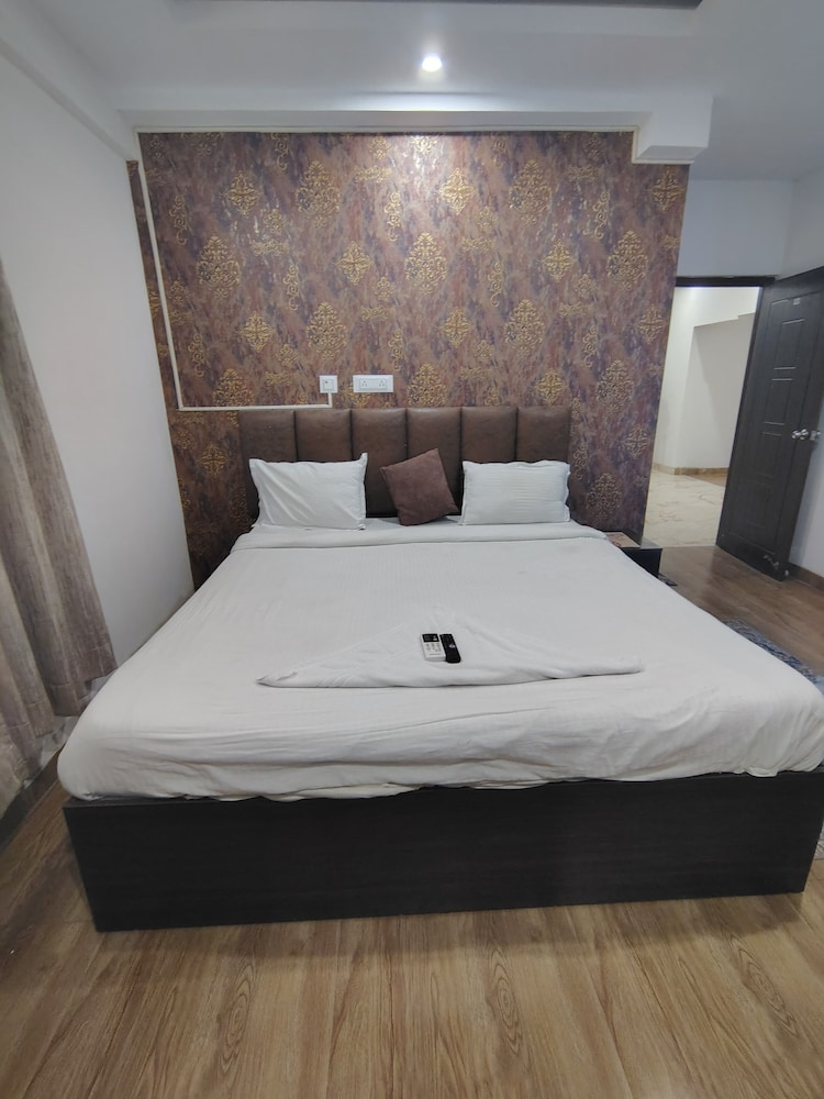 Comfort Double Room, City View photo 3