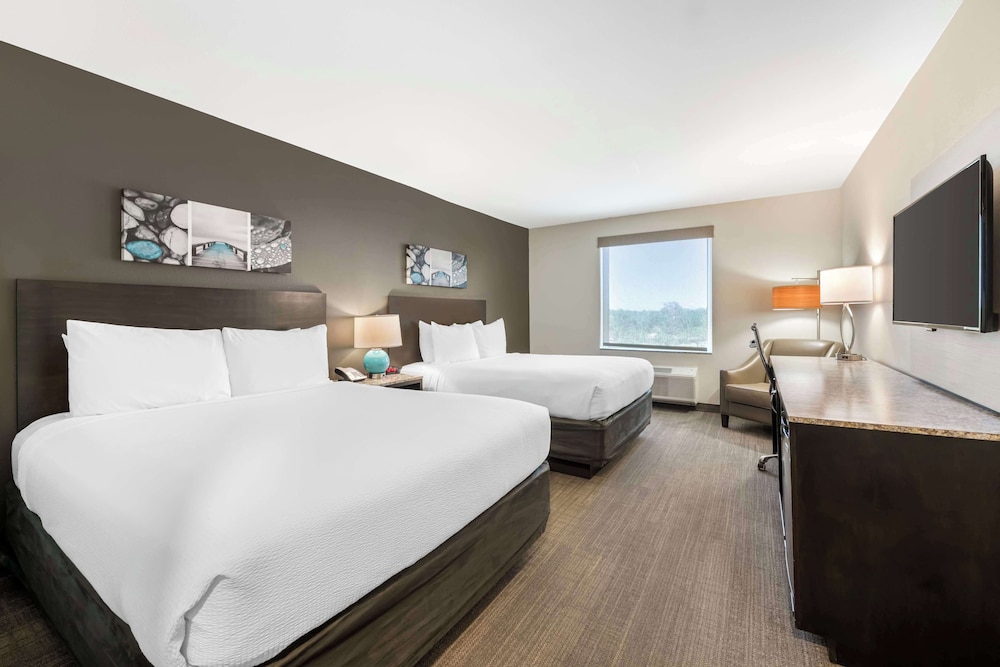 Standard Room, 2 Queen Beds, Non Smoking, Refrigerator & Microwave