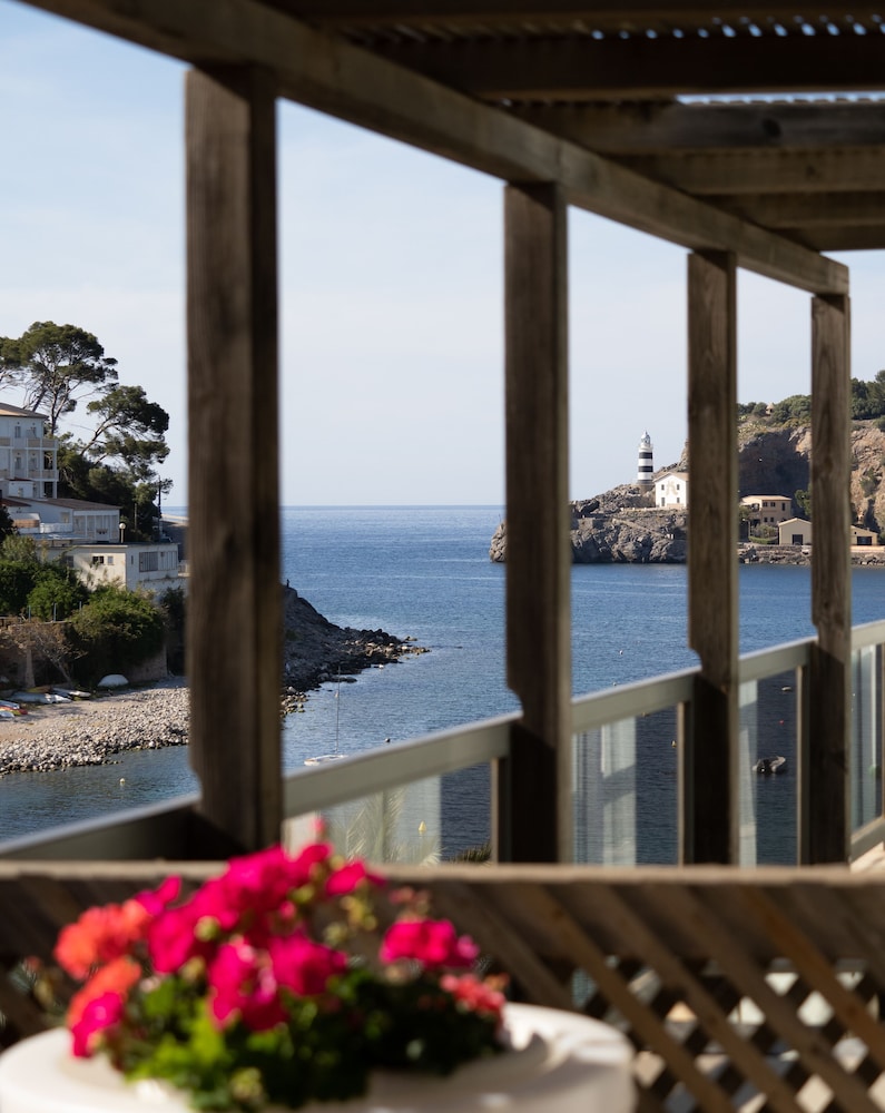 Premium Suite, Terrace, Partial Ocean View photo 3