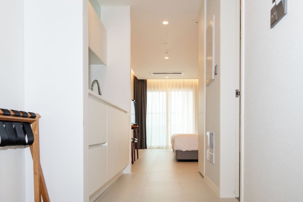 Standard Twin Half Ocean - Photo 3