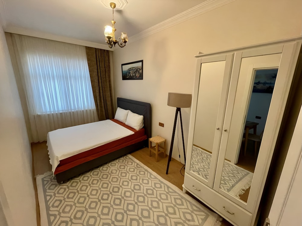 Superior Suite, 3 Bedrooms, Non Smoking, Balcony photo 2