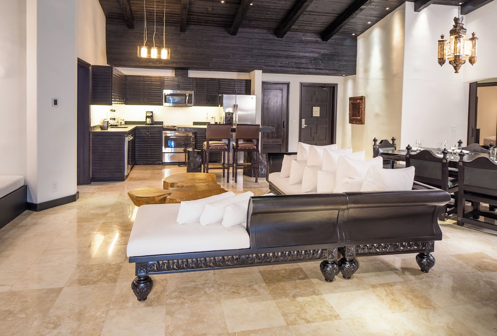 3 Bedroom 2 Kings 1 Queen Ocean Vw Penthouse