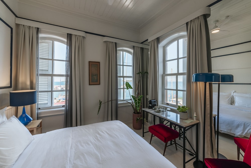 Deluxe Double Room - Photo 1