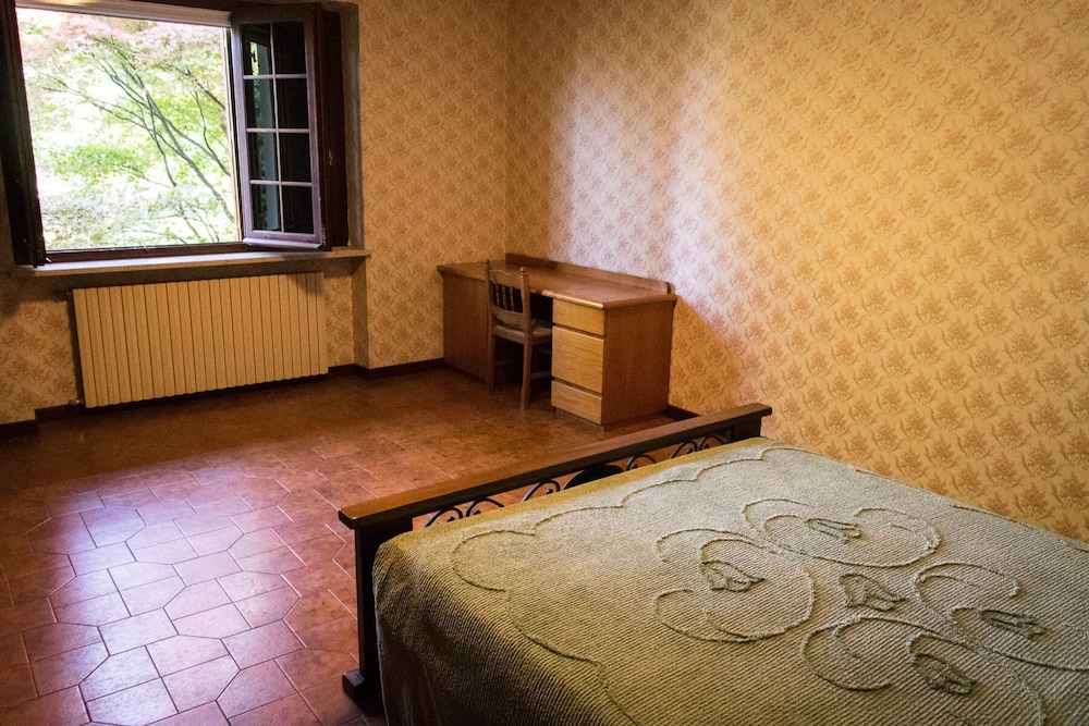 Double or Twin Room (2) photo 3