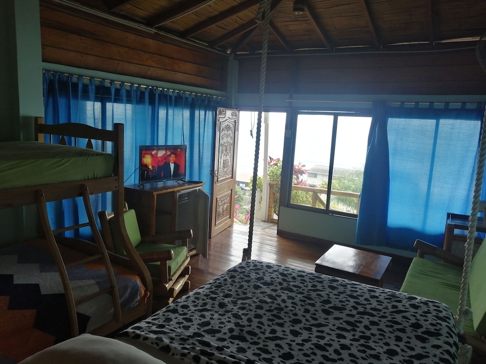Junior Quadruple Room, 2 Double Beds, Air conditioning, Sea View photo 1