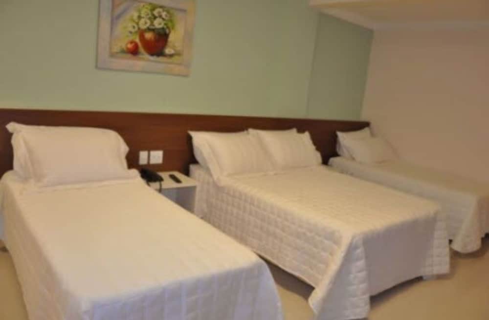 Deluxe Quadruple Room photo 3