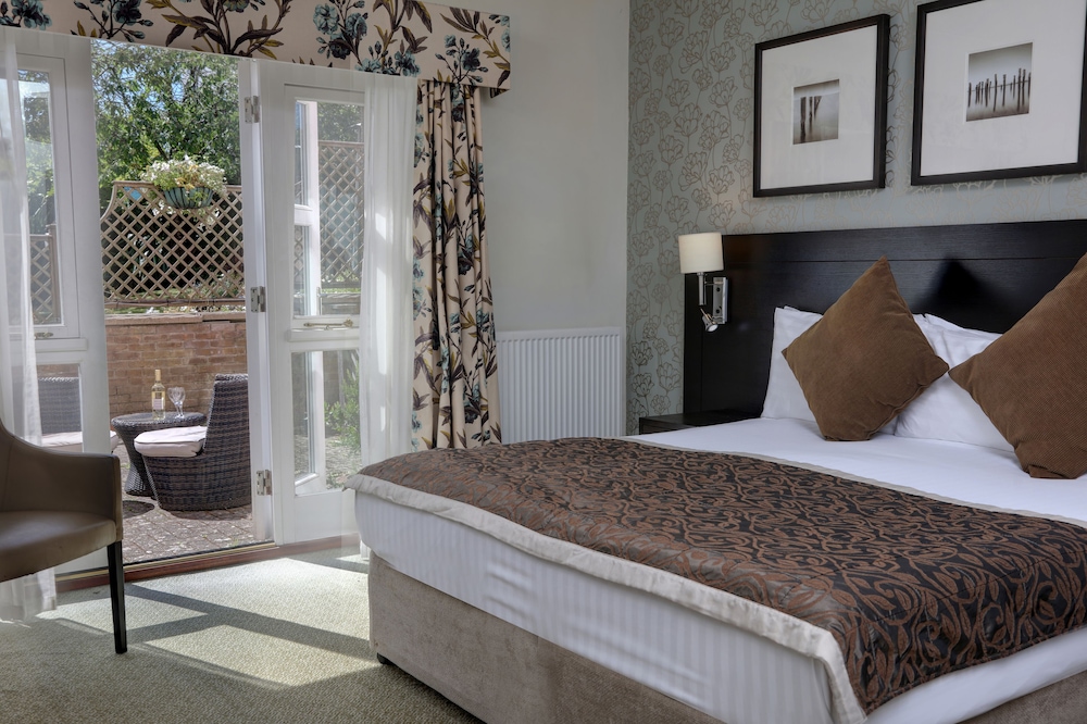 Deluxe Double Room (Accessible) photo 3