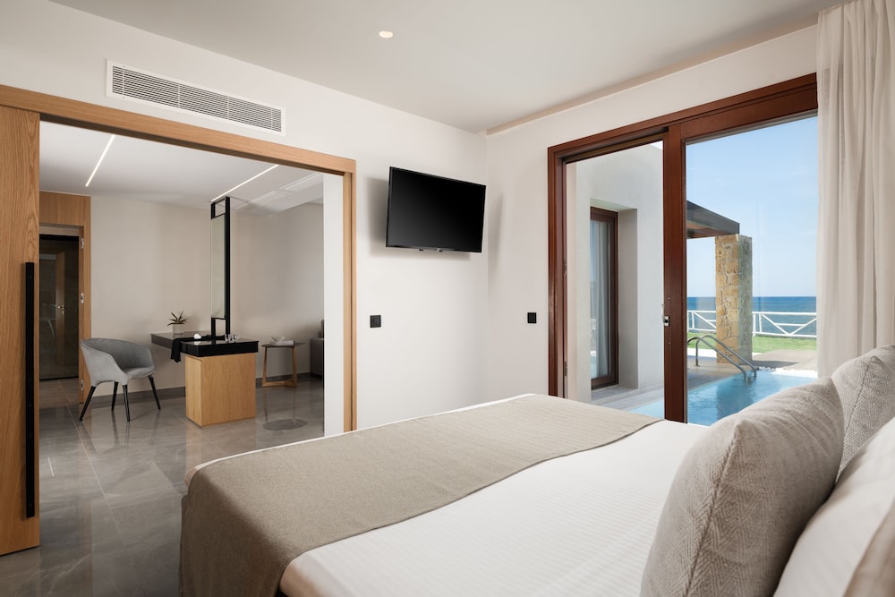 Luxury Suite, Beachfront