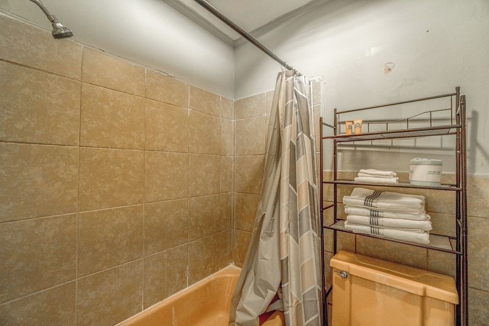 Room, 2 Double Beds, Smoking photo 2
