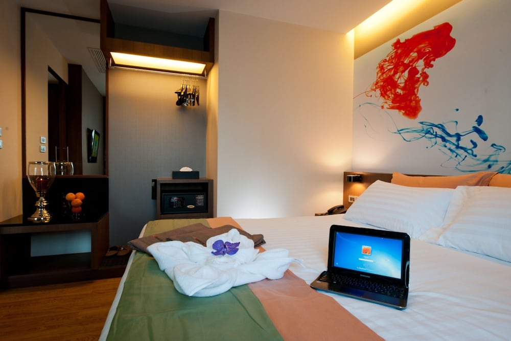 Deluxe Suite photo 2