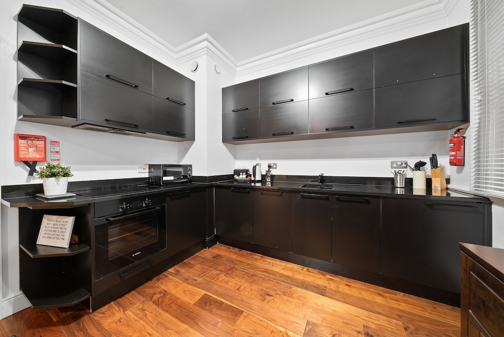 Apartment 3, 48 Bishopsgate photo 3