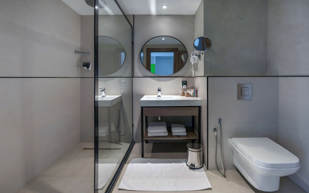Standard Room, 1 Double or 2 Twin Beds - Photo 2