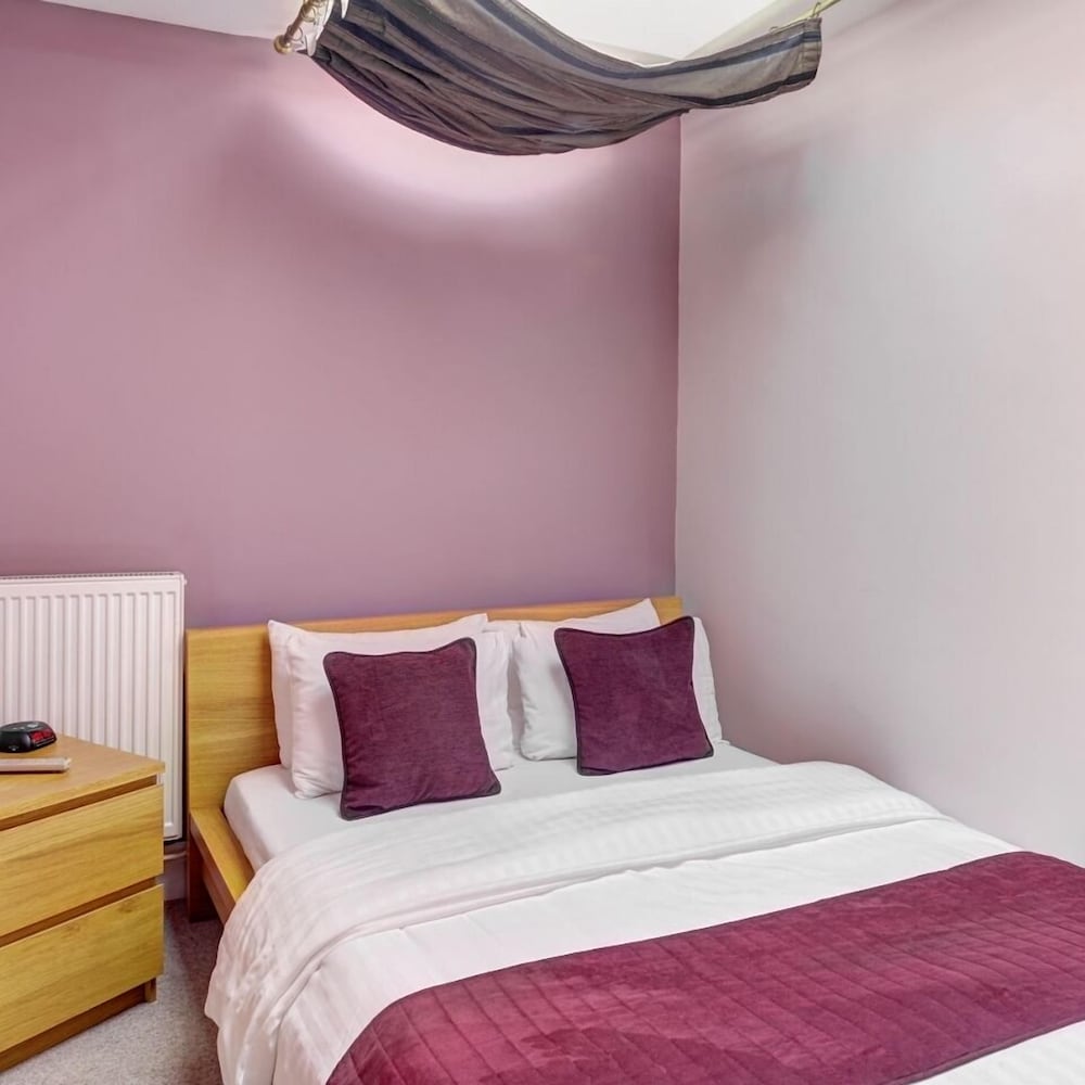 Double Room (Small) photo 2