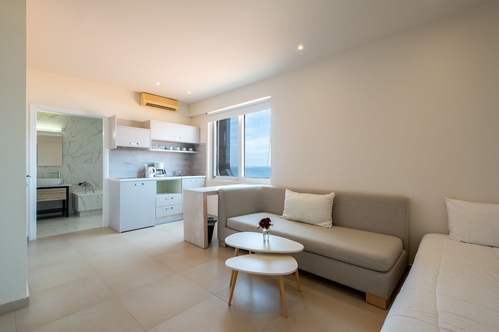 One Bedroom Suite Sea View photo 2