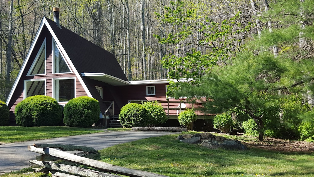 Cabin, 2 Double Beds, Mountain View photo 2