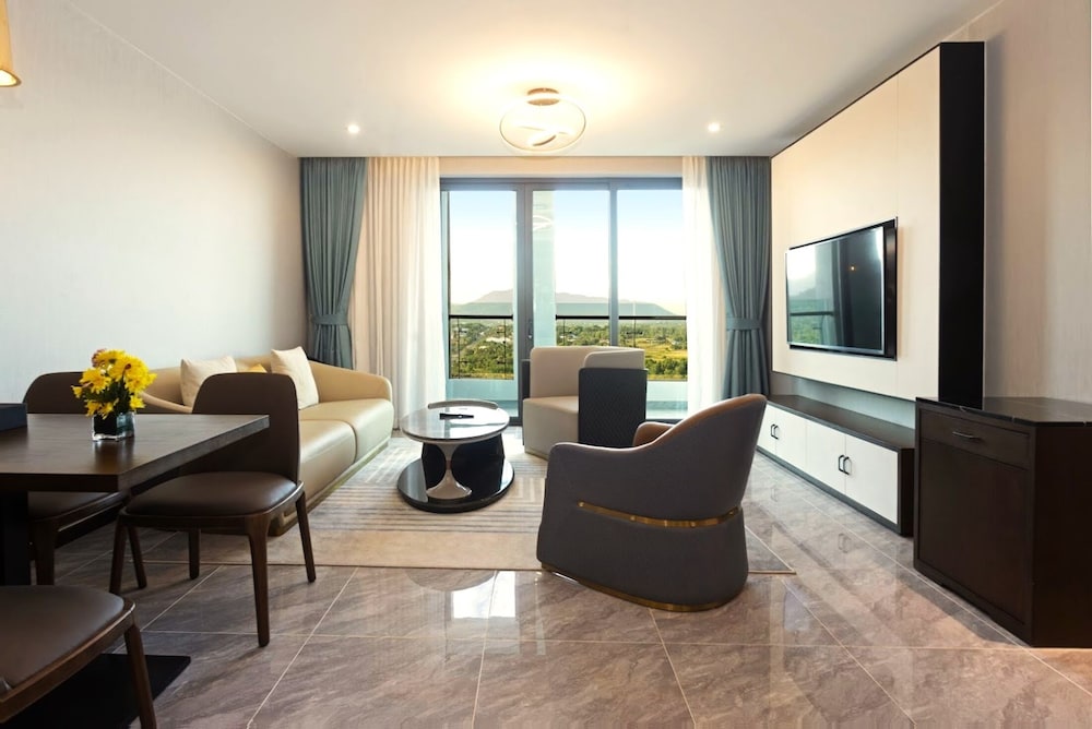 Two bedroom suite - Photo 7