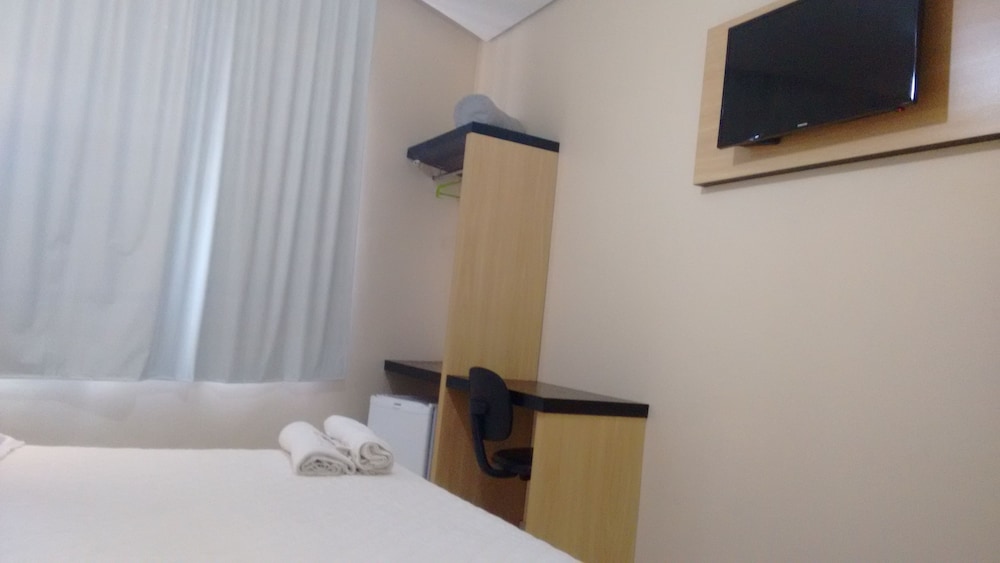 Business Suite, 1 Bedroom, Non Smoking, Mountain View photo 2
