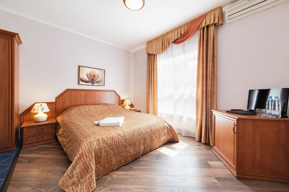Standard Room photo 1