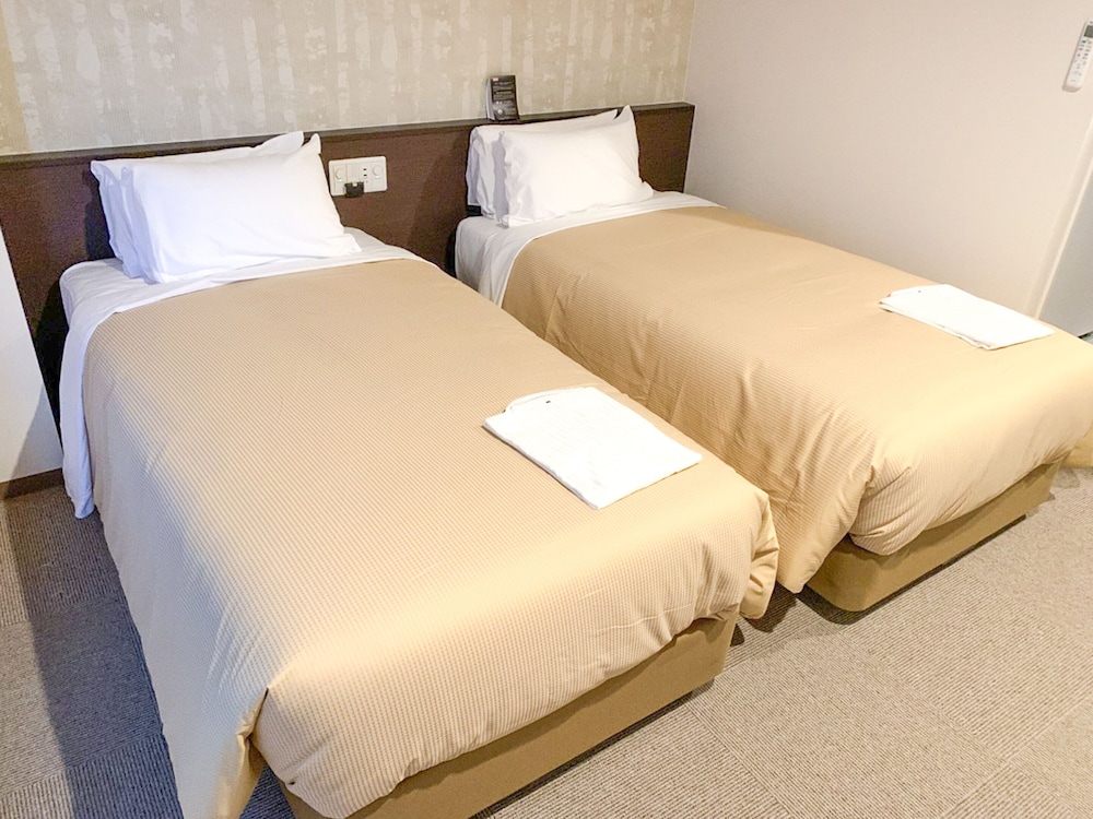 Twin Room, Non Smoking (Dog Friendly) - Photo 1