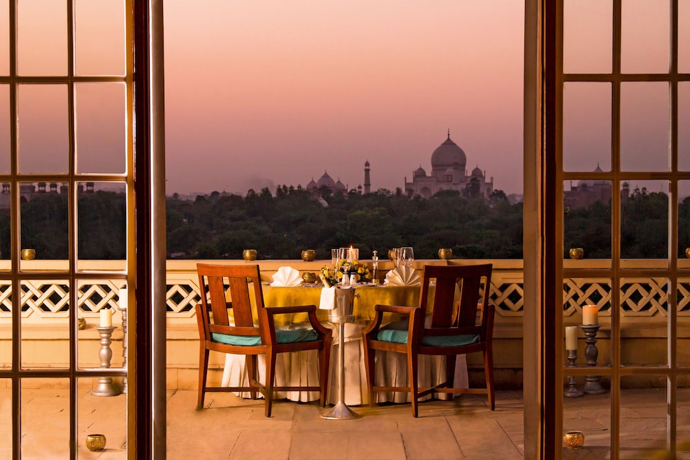 Deluxe Suite, Balcony