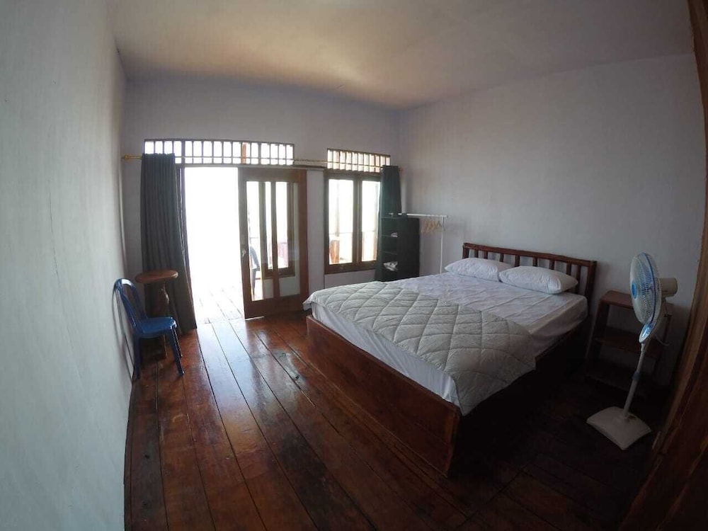 Double Room, Balcony