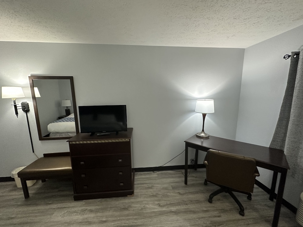 I65 Studio Suites, Photo 5