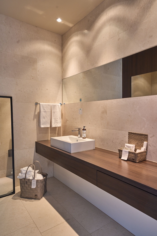 Suite Deluxe (Limmathof Baden Hotel & Private Spa, Badstrasse 20, CH-5408 Ennetbaden) photo 2