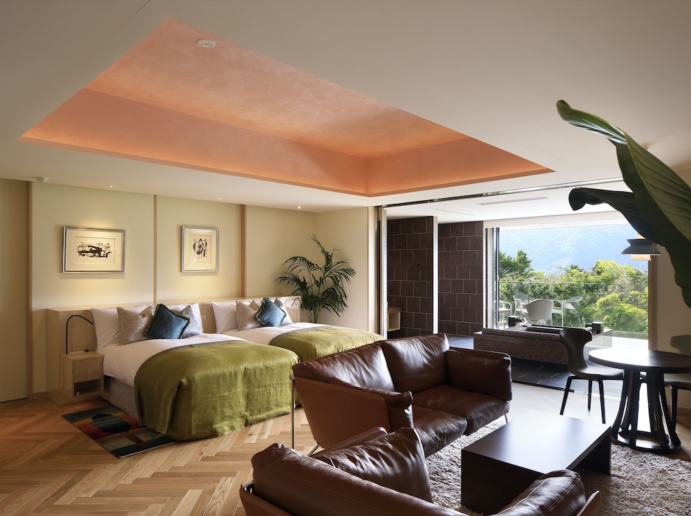 Executive Suite (3rd Floor) with Italian Dinner & Breakfast, Non-smoking