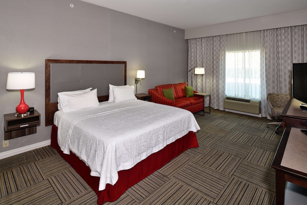 Room, 1 King Bed, Non Smoking - Photo 2