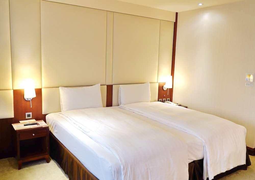 Superior Twin Room photo 2