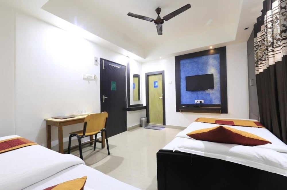 Executive Room - Photo 1