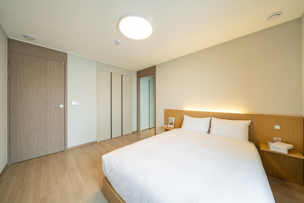 Panorama Ocean View Penthouse Grand