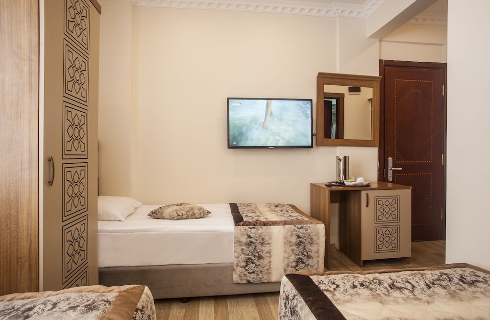 Quadruple Room photo 3