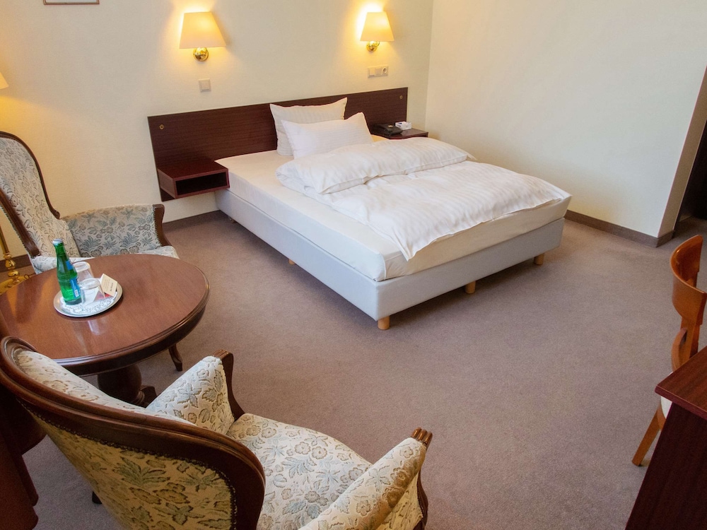 Superior Room, 1 Twin Bed, City View