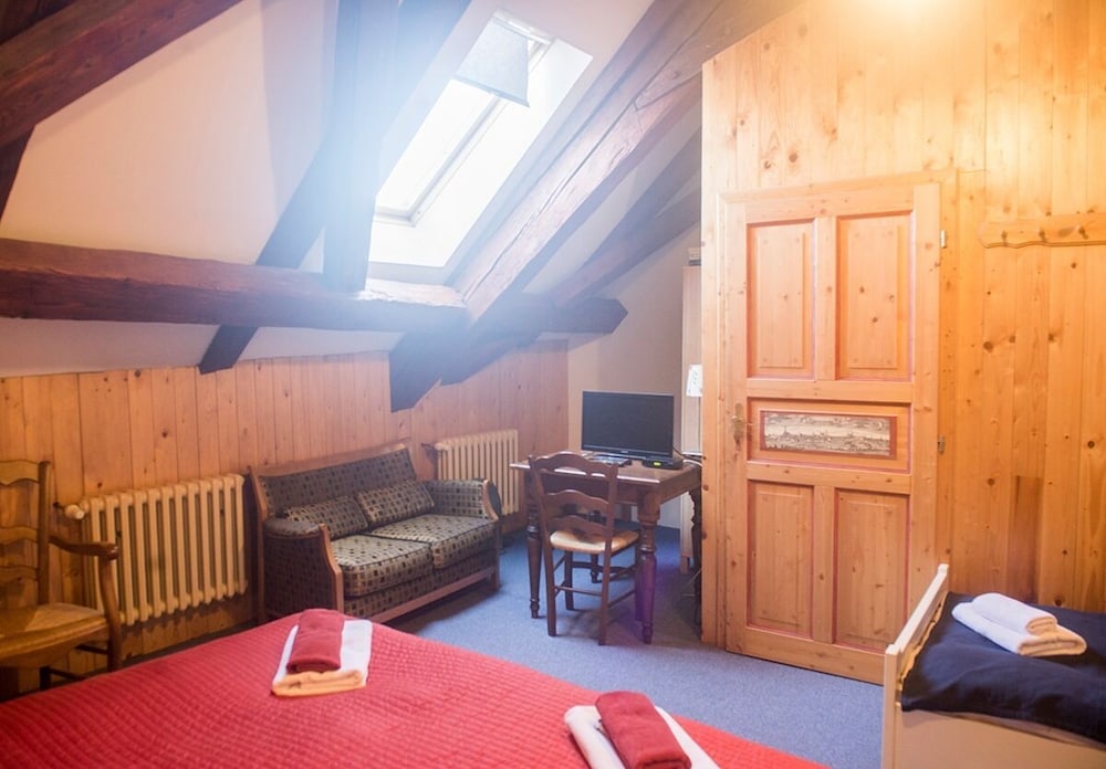 Comfort Triple Room, Multiple Beds, Garden View photo 3